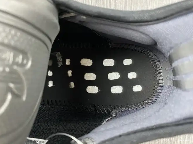 HQ4540 Boost Yeezy 350 Adidas Onyx V2 0505